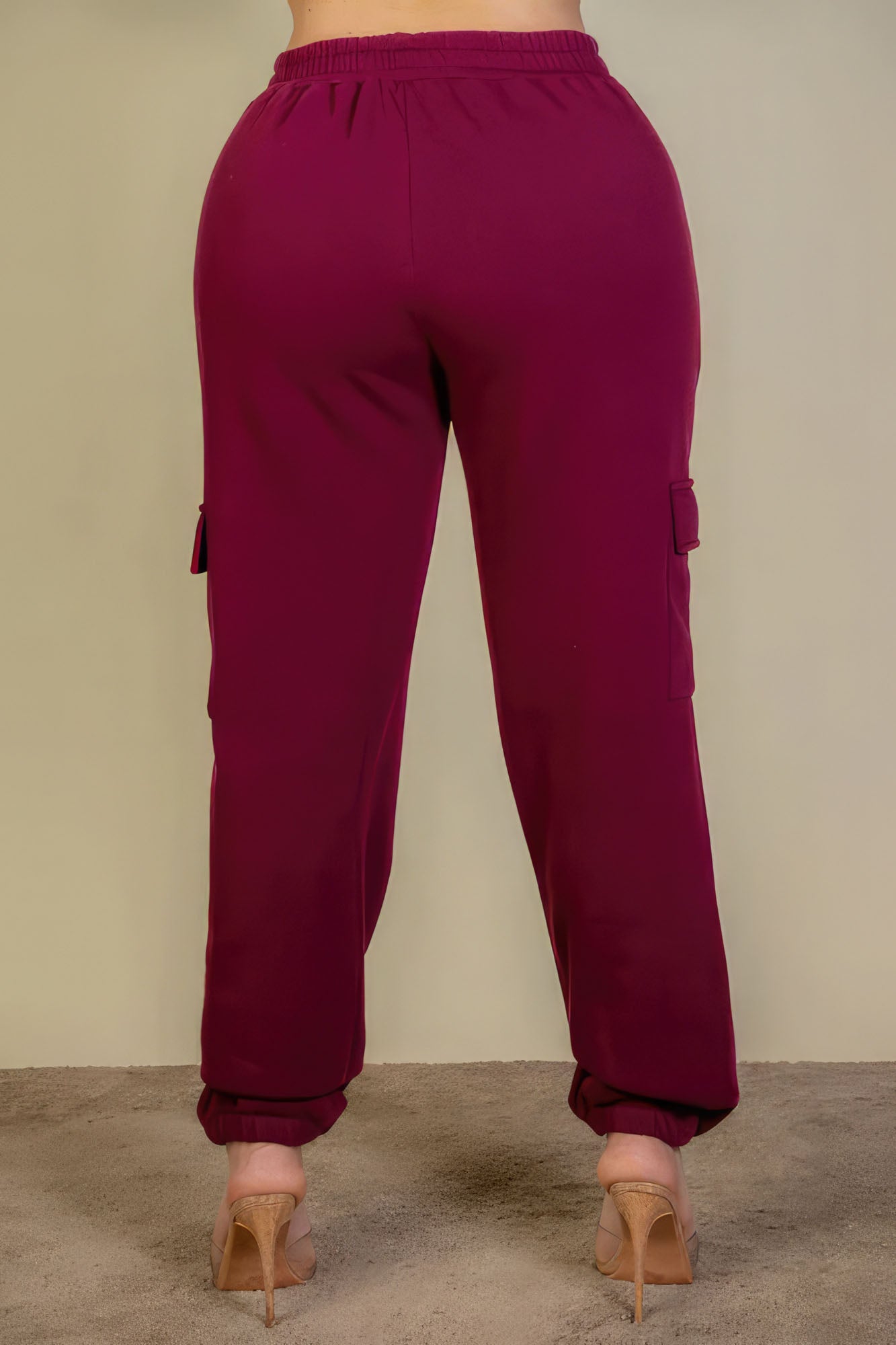 Curve Cargo Pockets Sweatpants