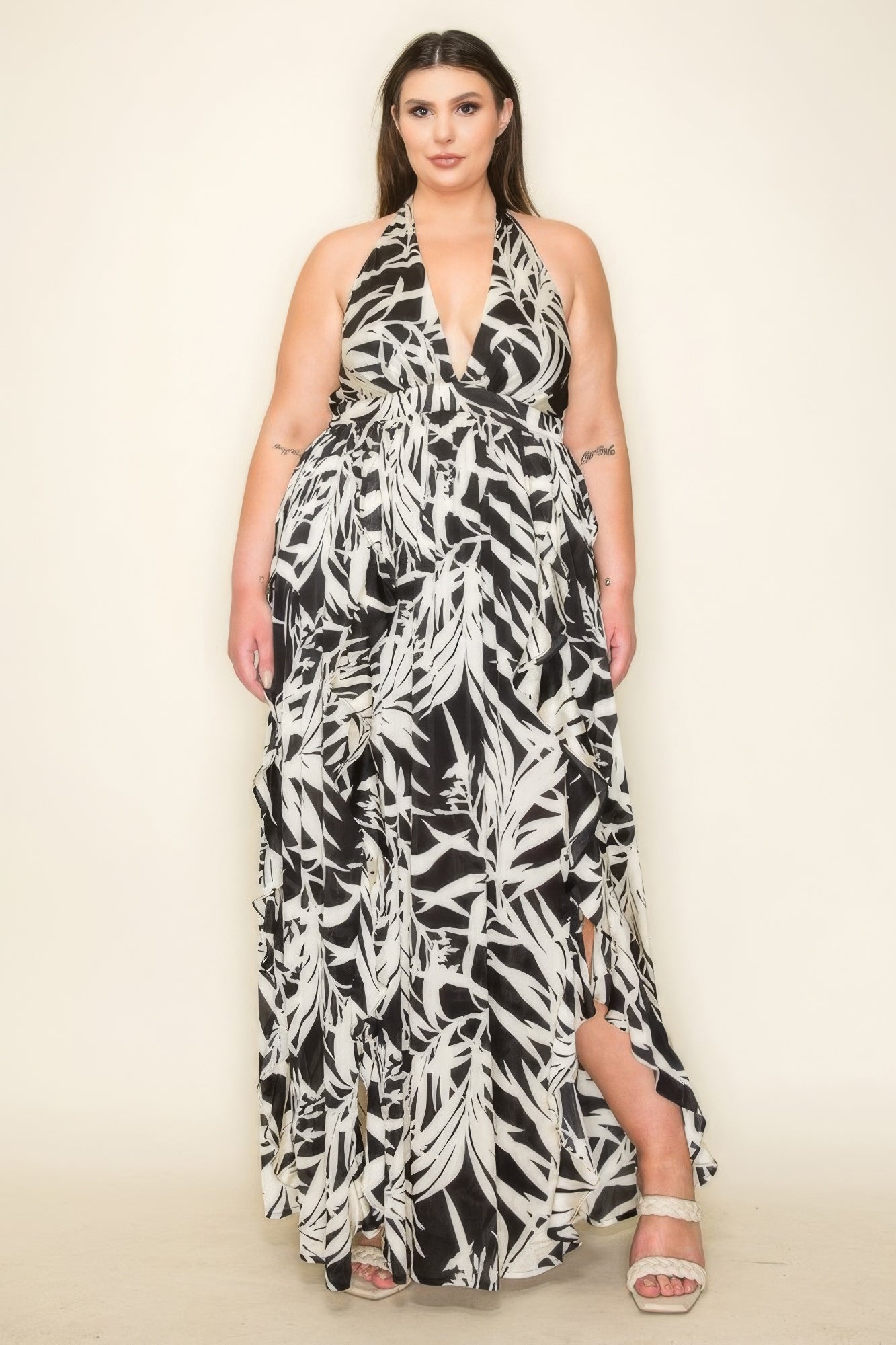 Curve Halter Ruffled Maxi Dress