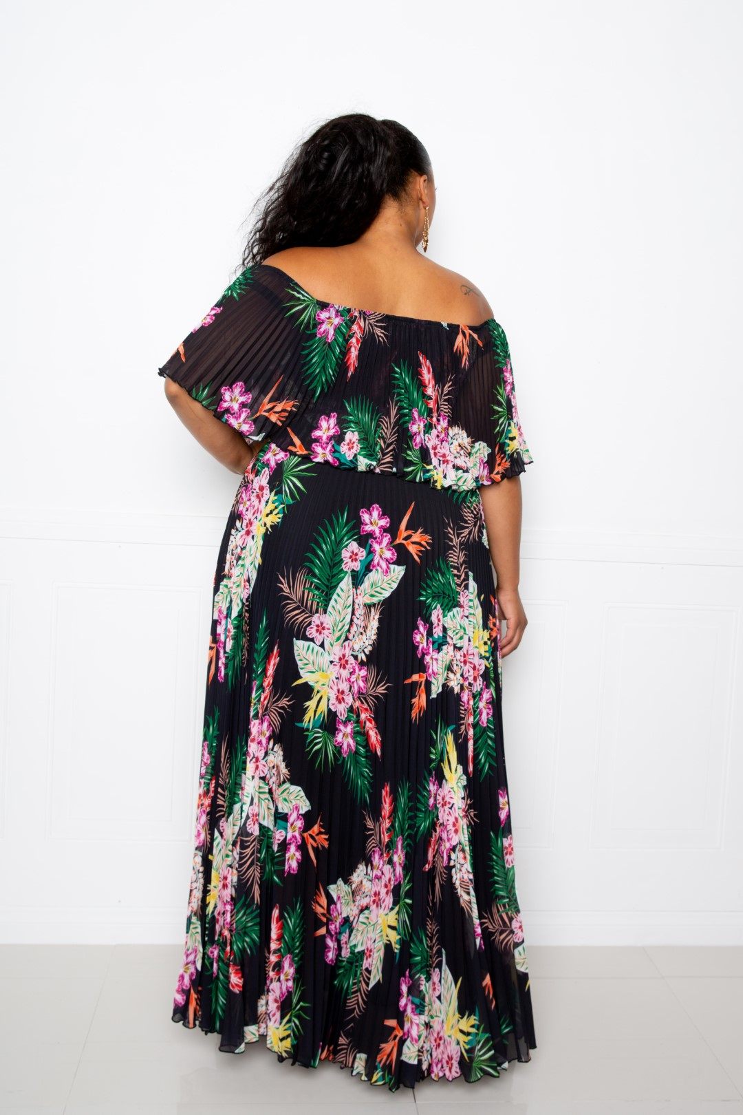 Tropical Off Shoulder Pleated Maxi Dress