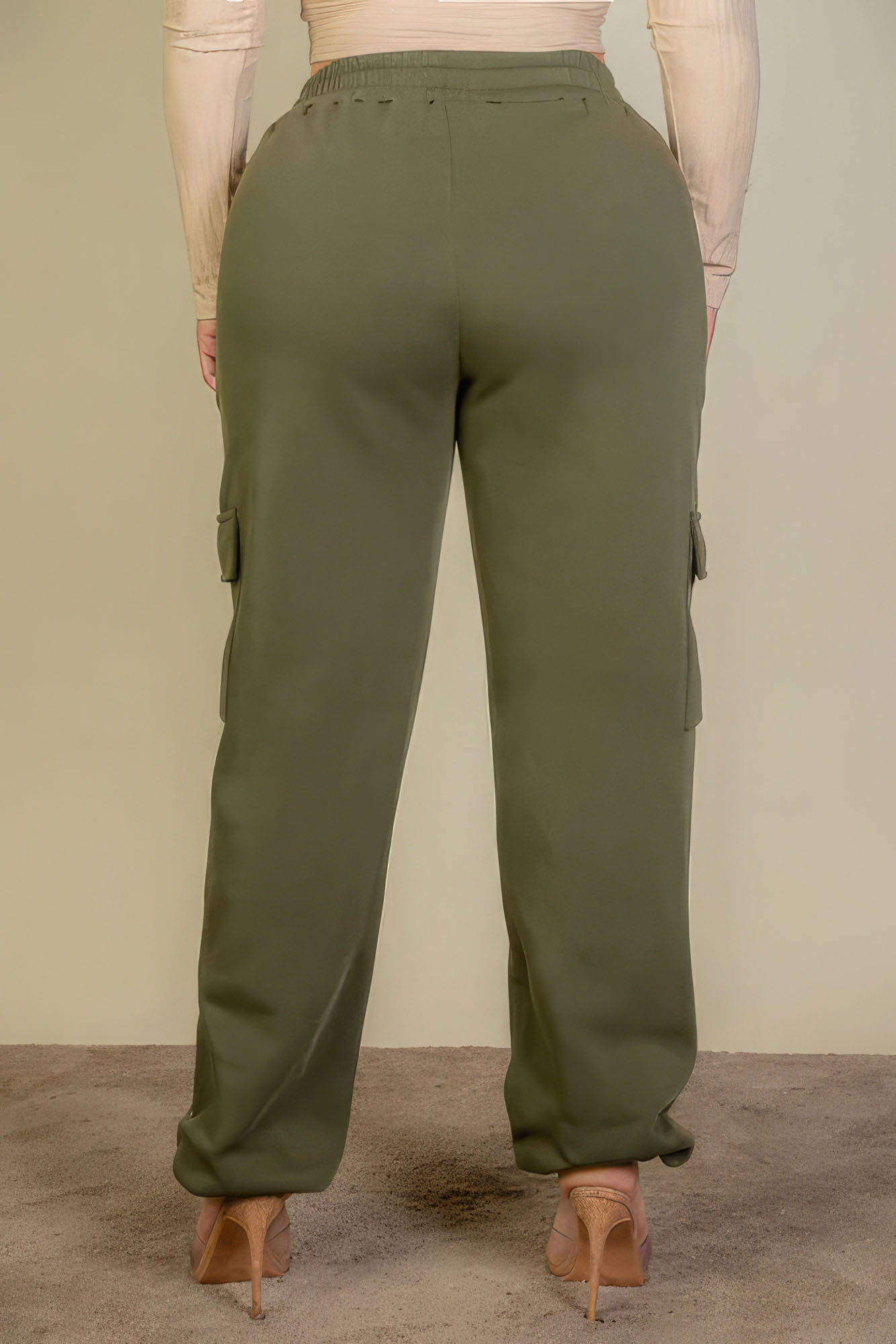 Curve Cargo Pockets Sweatpants