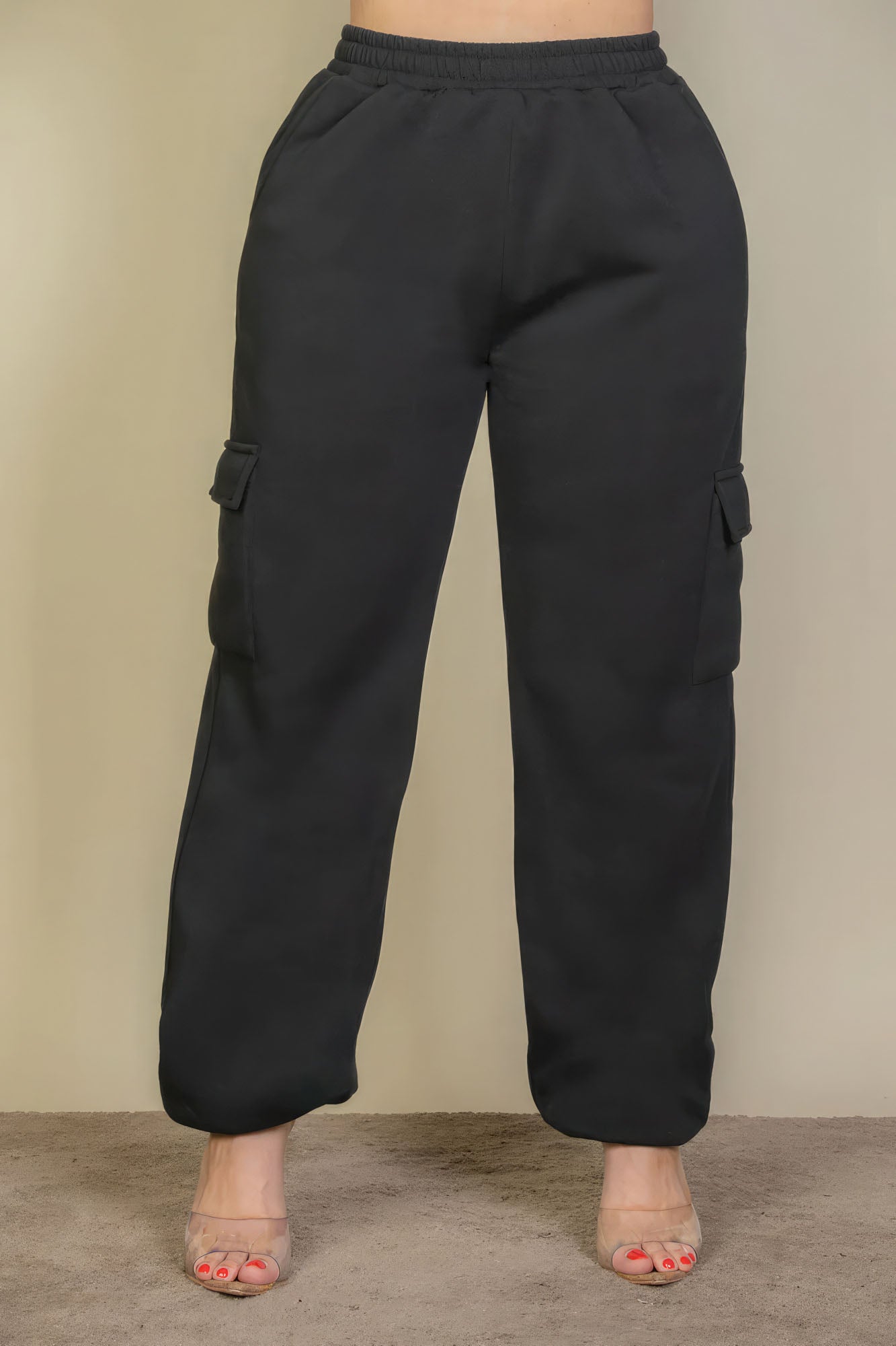 Curve Cargo Pockets Sweatpants