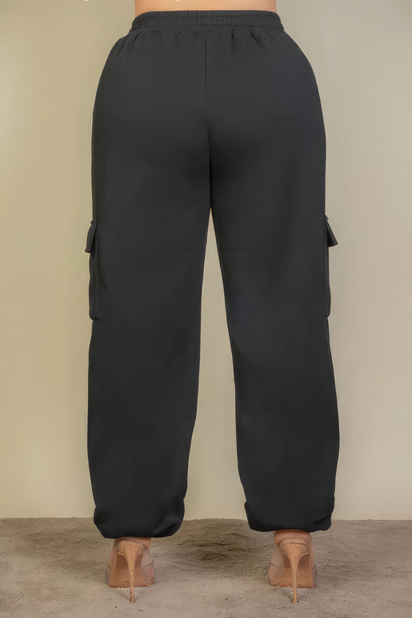 Curve Cargo Pockets Sweatpants